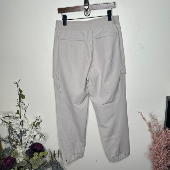 ATHLETA Endless High Rise Cargo Pant Abalone Grey Cream Sz 12 {3R22} - Picture 3 of 6